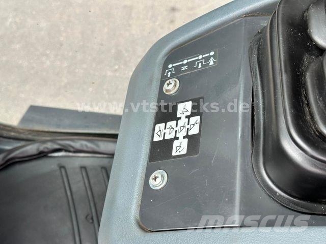 Komatsu WA 70-7 37 kW 2016 Gabel & Schaufel Wheel loaders