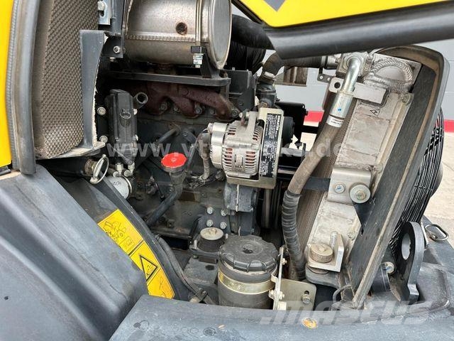 Komatsu WA 70-7 37 kW 2016 Gabel & Schaufel Wheel loaders
