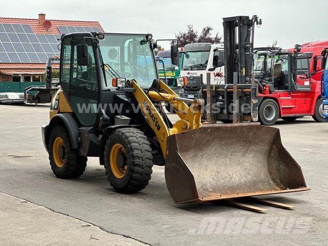 Komatsu WA 70-7 37 kW 2016 Gabel & Schaufel Wheel loaders