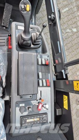 Komatsu WA 80 Vorführmaschine 59.900€ netto لوادر بعجل