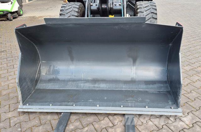 Komatsu WA 80 Vorführmaschine 59.900€ netto لوادر بعجل