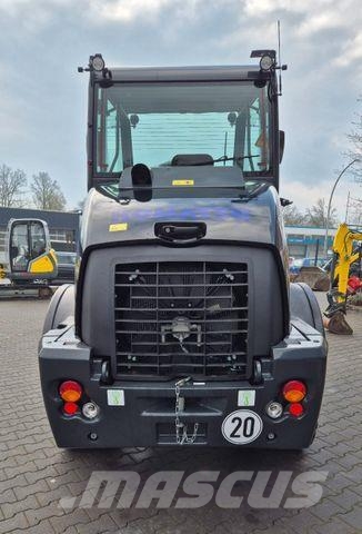 Komatsu WA 80 Vorführmaschine 59.900€ netto لوادر بعجل