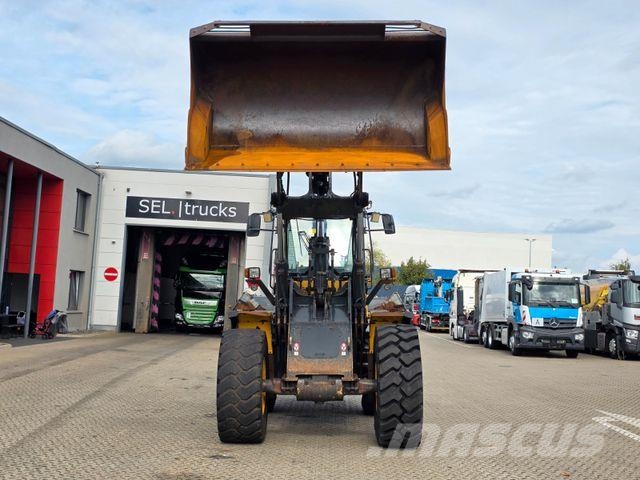 Komatsu WA250PZ-6 / Hochkippschaufel !!! TOP Radlader