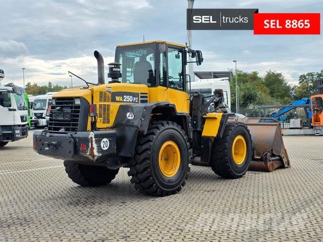Komatsu WA250PZ-6 / Hochkippschaufel !!! TOP Radlader