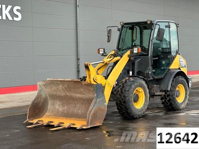 Komatsu WA70-6 Radlader inkl. Gabel Schaufel 2013 45kW Pale gommate