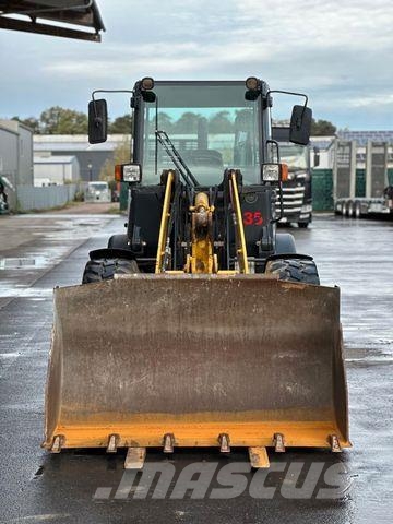 Komatsu WA70-6 Radlader inkl. Gabel Schaufel 2013 45kW Pale gommate