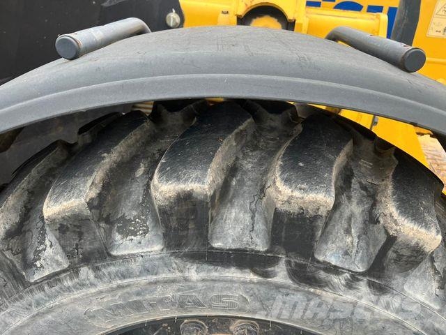 Komatsu WH 613 TOP TOP Retrocargadoras