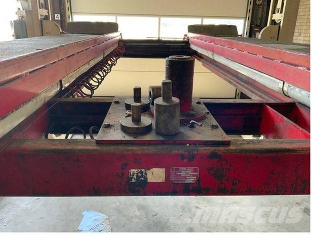 Koni 3750, Arbeitsbühne, 24to., Werkstattbühne 其他货车