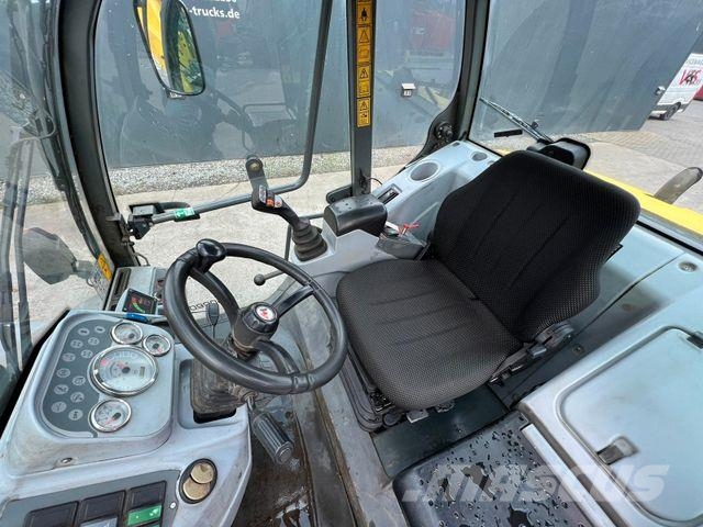 Kramer 680T Tele-Radlader inkl.Schaufel Cargadoras sobre ruedas