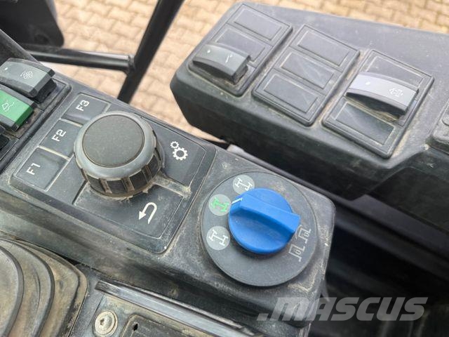 Kramer 8155 org . 2570 Std aus 1 Hd Bj 2020 Scheckheftg Rataslaadurid