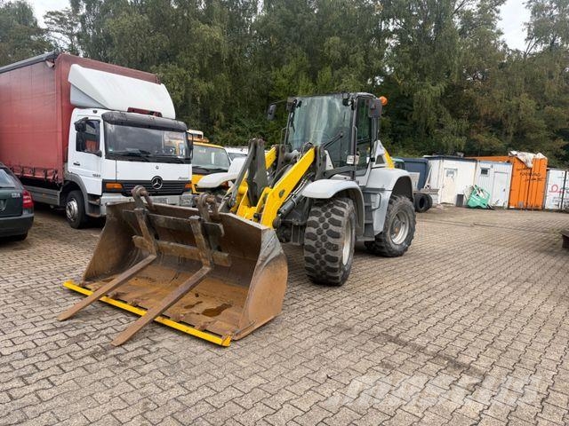 Kramer 8155 org . 2570 Std aus 1 Hd Bj 2020 Scheckheftg Rataslaadurid