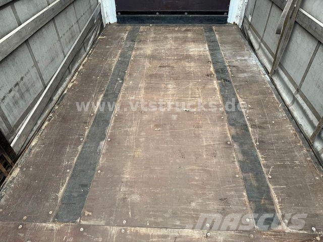 Krone SD Curtainsider Tents puspiekabes