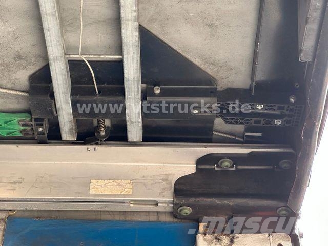 Krone SD Curtainsider Tents puspiekabes