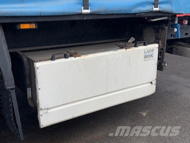 Krone SD Curtainsider/EDSCHA/Liftachse/Box Curtainsider semi-trailers