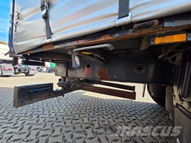 Krone SD | Lenkachse | Liftachse I Beschädigung Curtainsiderauflieger