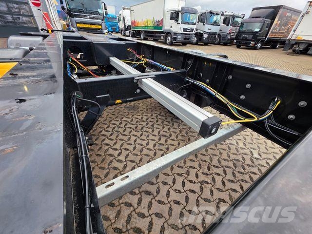 Krone SD / Liftachse / Teleskop / 11.908 - 13.403 mm Low loader-semi-trailers