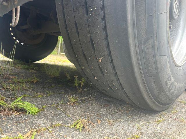 Krone SD / Standard Semirremolques con caja de lona