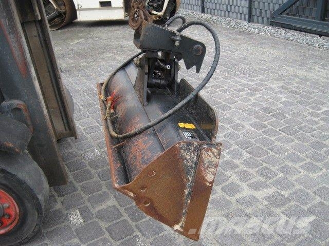 KSW Grabenräumlöffel KSW 03L schwenkbar 建設機械 - その他