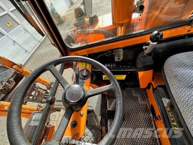 Kubota Kiefer Boki 4550 4 x 4 Allradlenkung VW Motor Minigravemaskiner