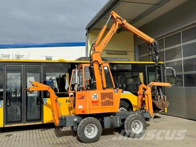 Kubota Kiefer Boki 4550 4 x 4 Allradlenkung VW Motor Minigravemaskiner