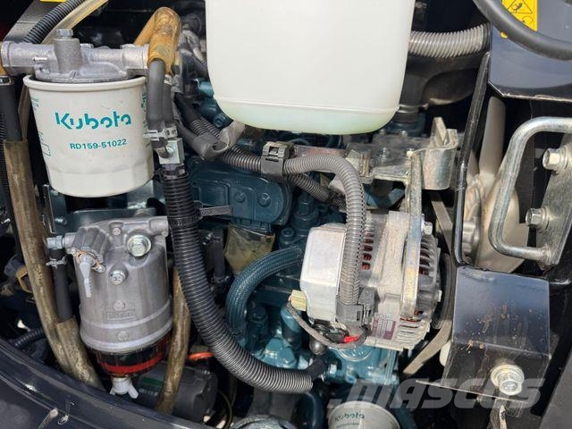 Kubota KX 042-4A حفارات صغيرة أقل من 7 طن (حفارات صغيرة)