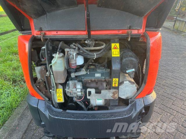 Kubota KX019-4 حفارات صغيرة أقل من 7 طن (حفارات صغيرة)