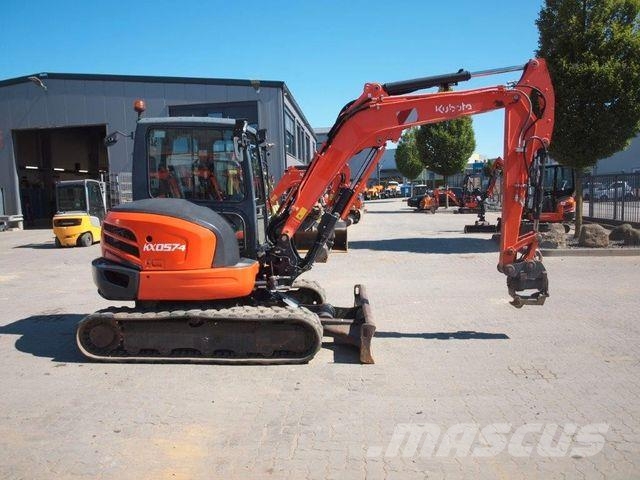 Kubota KX057-4 / POWERTILT حفارات صغيرة أقل من 7 طن (حفارات صغيرة)