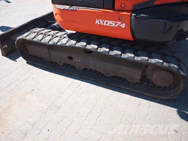 Kubota KX057-4 / POWERTILT حفارات صغيرة أقل من 7 طن (حفارات صغيرة)