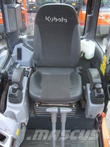 Kubota U55-4 * 2x Löffel * حفارات صغيرة أقل من 7 طن (حفارات صغيرة)