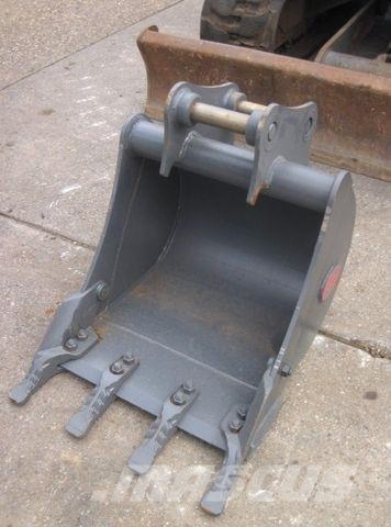 Kubota U55-4 * 2x Löffel * حفارات صغيرة أقل من 7 طن (حفارات صغيرة)