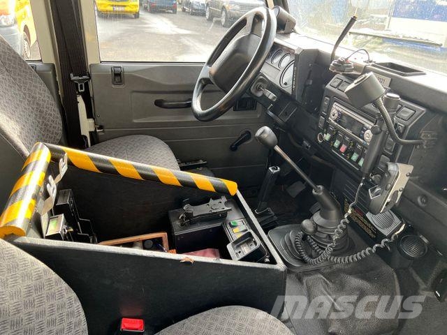 Land Rover Defender DOKA, Pritsche, 4x4, 1. HD, AHK 3500 KG Kiperi