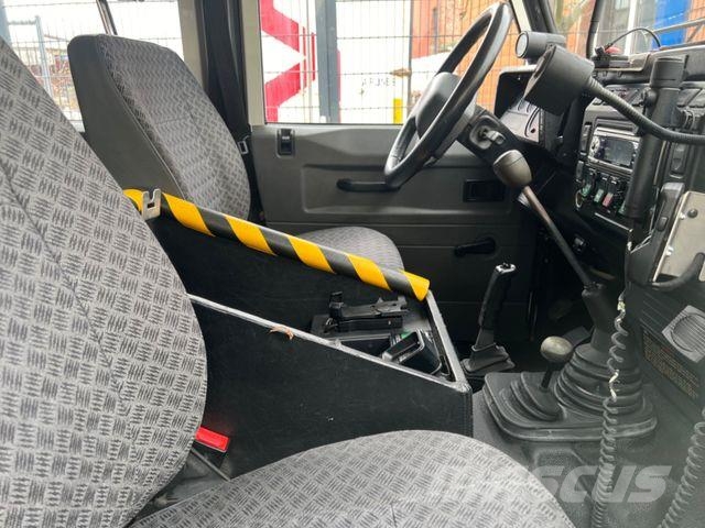 Land Rover Defender DOKA, Pritsche, 4x4, 1. HD, AHK 3500 KG Kiperi