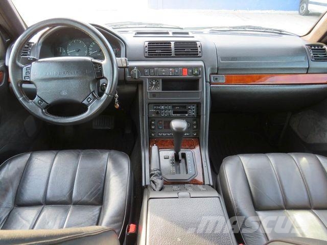 Land Rover Range Rover 4.6 HSE *Benzin+Gas*AIRMATIC*Automat Kis teherszállító/Platós kocsi