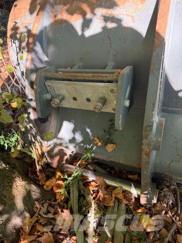 Liebherr 3 LÖFFELN NEUWERTIG Bageri guseničari