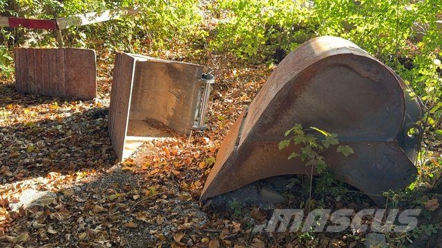 Liebherr 3 LÖFFELN NEUWERTIG Bageri guseničari