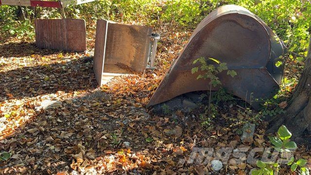 Liebherr 3 LÖFFELN NEUWERTIG Bageri guseničari