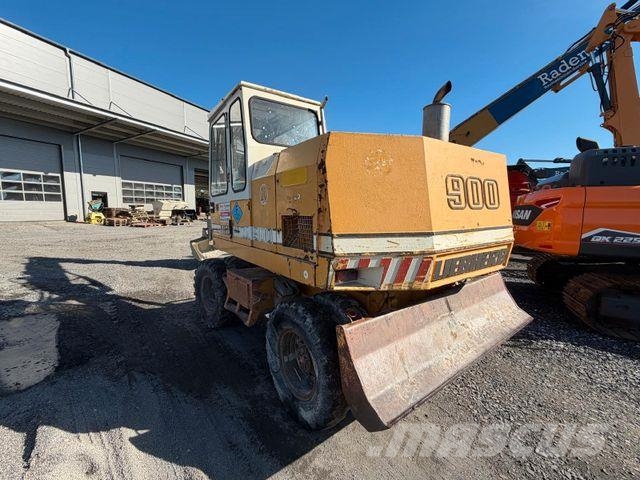 Liebherr A 900 Bagri na kolesih