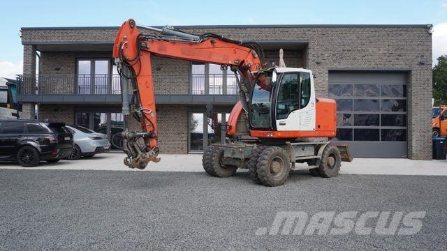 Liebherr A 918 Compact Mobilbagger SW Verstellausleger Pyöräkaivukoneet
