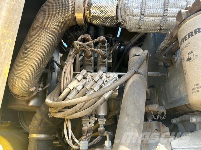 Liebherr A 920 Ekskavatori uz riteņiem