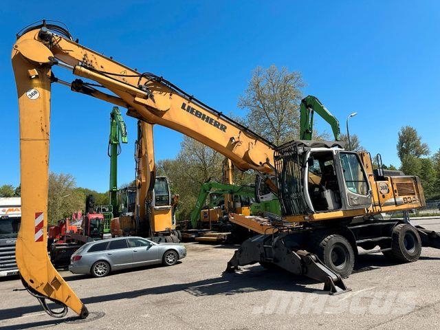 Liebherr A934C LITRONIC HOCHFAHRBARE KABINE Mobilbagger