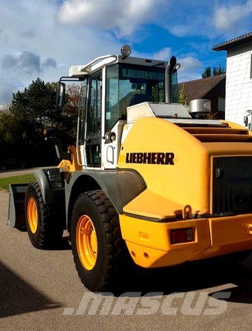 Liebherr L 524 kein 514 538 542 546 sehr schöne Maschine Gumikerekes homlokrakodók
