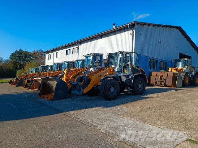 Liebherr L 538 kein 524 542 546 Gumikerekes homlokrakodók