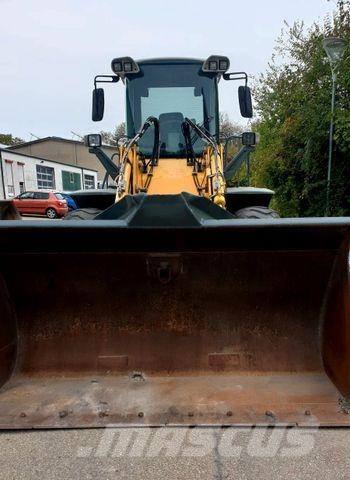 Liebherr L 538 kein 524 542 546 Gumikerekes homlokrakodók