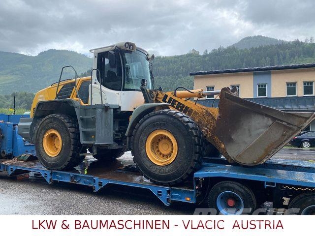 Liebherr L 556 لوادر بعجل