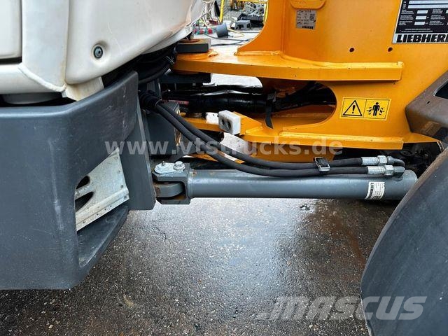 Liebherr L506C Schaufel/Palettengabel Hjullastere