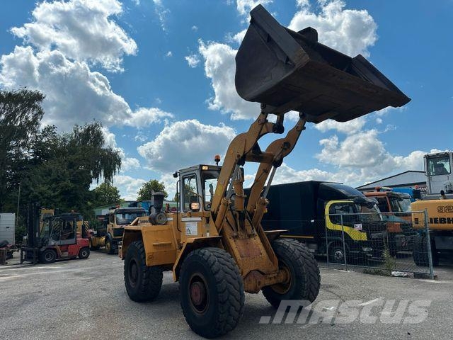 Liebherr L541 لوادر بعجل