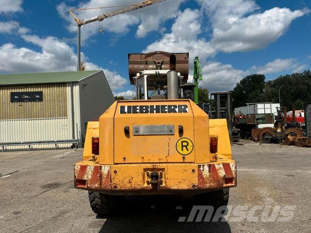 Liebherr L541 لوادر بعجل
