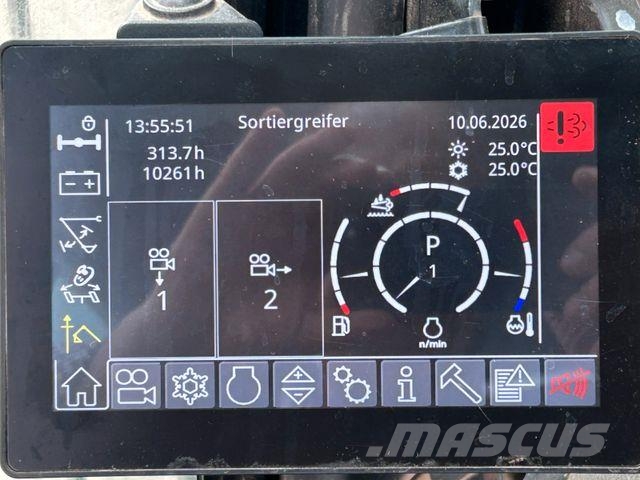 Liebherr LH 24 Litronic mit Abbruch- / Sortiergreifer حفارات بعجل