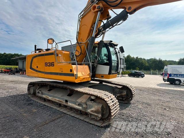 Liebherr R 936 حفارات زحافة