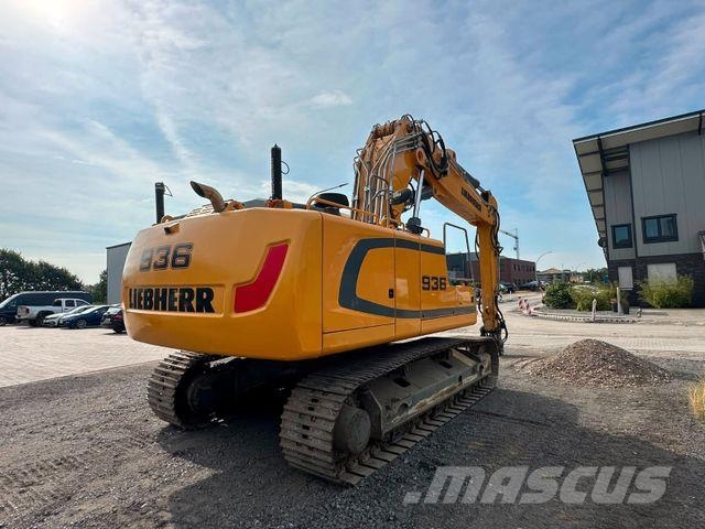 Liebherr R 936 حفارات زحافة